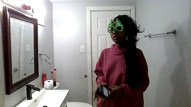 Snapshot of NastyBlackslaveGirl chatting on December 2024 06:06:01 AM NastyBlackslaveGirl online show from December 2024 06:06:01 AM