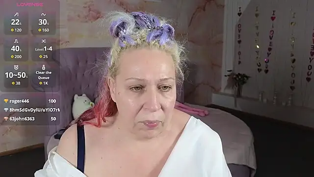 Penelope Pinky online show from December 2025 11:48:01 AM