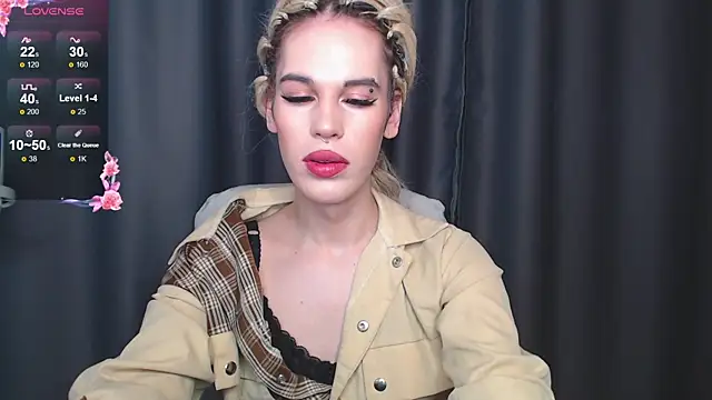 Snapshot of Cassie_Bae chatting on January 2025 02:14:01 PM Cassie Bae online show from January 2025 02:14:01 PM