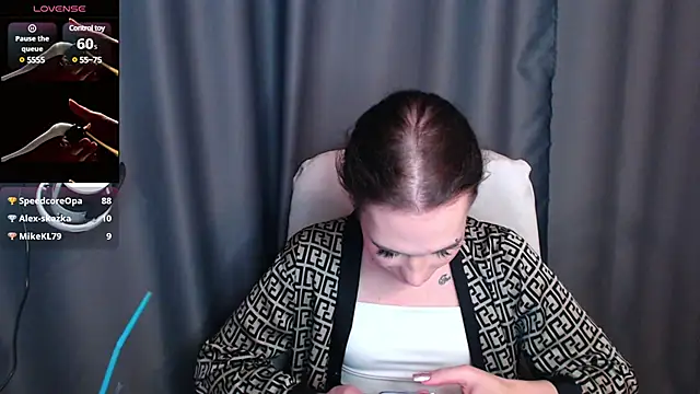 Snapshot of Cassie_Bae chatting on January 2025 08:04:01 PM Cassie Bae online show from January 2025 08:04:01 PM