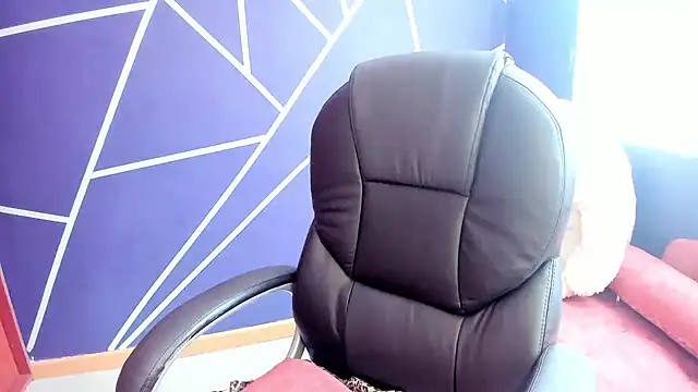 milufontier online show from January 2025 06:57:02 PM