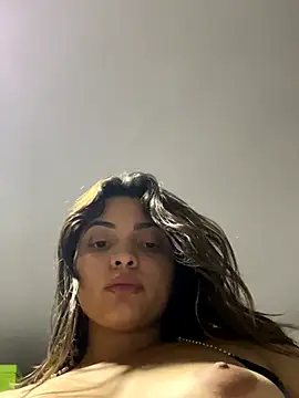 Nicollygriu online show from November 2025 04:12:01 AM