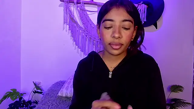 anais tgn online show from October 2025 12:06:02 PM