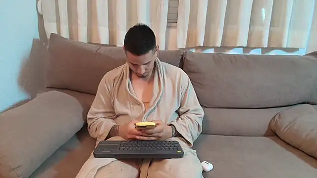 Geishastudios online show from December 2025 08:53:01 AM