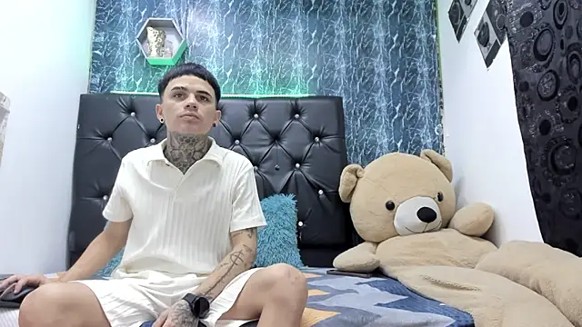 exotic hot couple online show from January 2026 11:42:01 PM