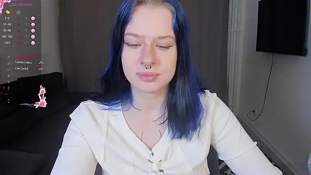 tender kiitty online show from February 2026 07:58:01 PM