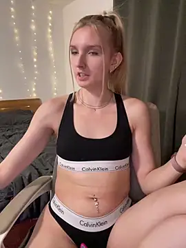 AnnyBelleX online show from December 2025 03:52:02 PM