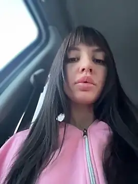 JulliaVegas online show from December 2025 02:49:01 AM