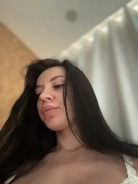 JulliaVegas online show from March 2026 01:22:01 AM