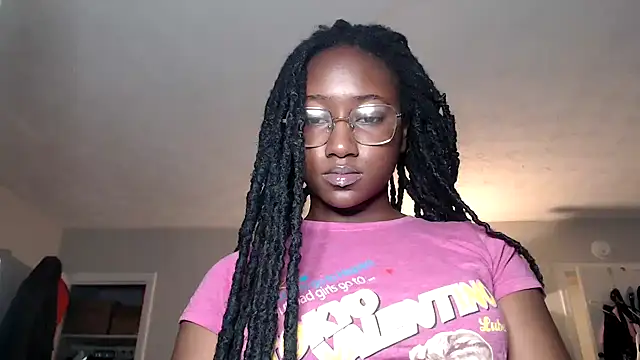 Snapshot of cum2mary_ chatting on December 2024 02:21:01 AM cum2mary online show from December 2024 02:21:01 AM