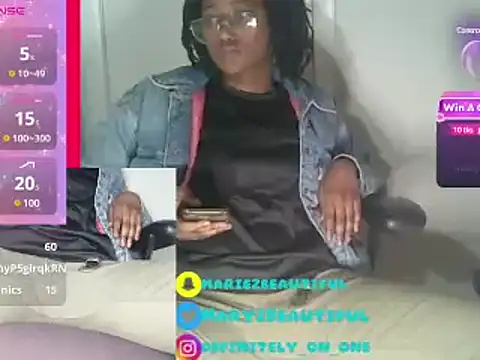 Snapshot of cum2mary_ chatting on February 2025 11:12:01 PM cum2mary online show from February 2025 11:12:01 PM