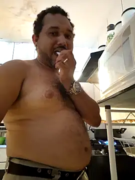 alexjs84 online show from November 2025 04:36:01 PM