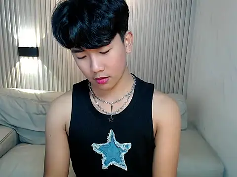 dangerzone0122 online show from November 2025 05:00:02 PM