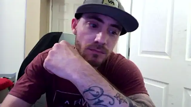 Huntzg23 online show from March 2026 06:39:02 AM