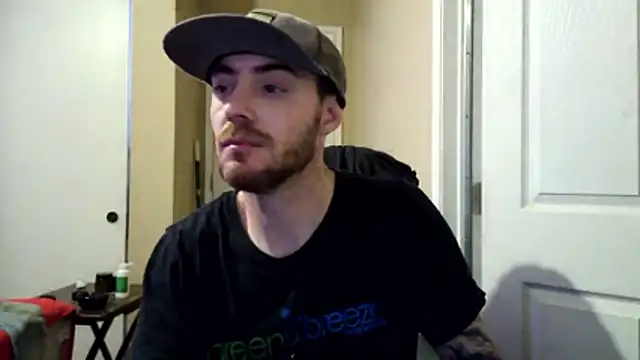 Huntzg23 online show from April 2026 04:56:01 AM