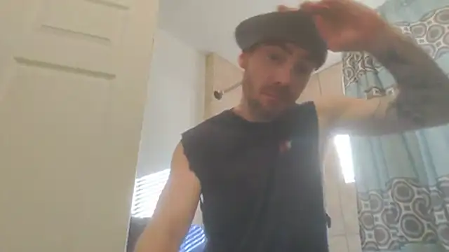 Huntzg23 online show from June 2026 02:41:02 PM