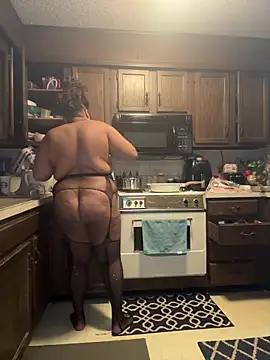 Snapshot of InterRacialFacial7296 chatting on December 2025 11:04:02 AM InterRacialFacial7296 online show from December 2025 11:04:02 AM