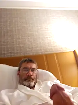 tileguyyy online show from October 2025 05:14:01 AM