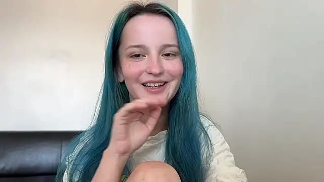 bumble bee online show from January 2025 06:58:02 AM