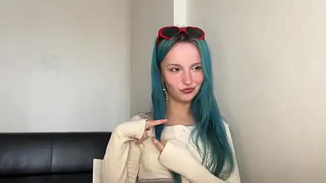 bumble bee online show from January 2025 08:54:02 AM