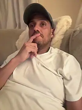 Matdeanslavenh online show from October 2025 12:40:02 AM