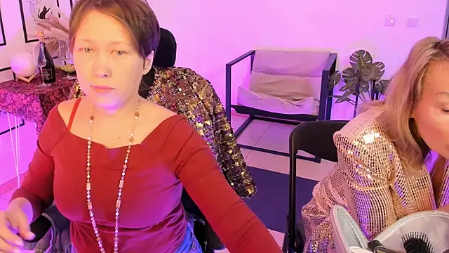 RosalindaFortuna online show from February 2025 10:41:01 AM