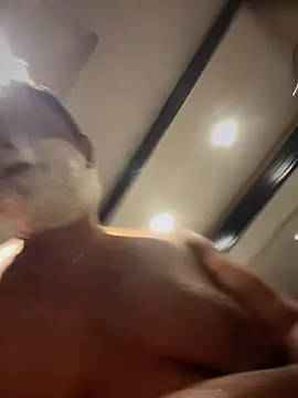 SecretlyDD online show from February 2025 09:31:01 AM