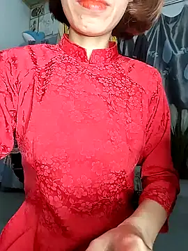 Lucy limon online show from April 2026 06:26:01 PM