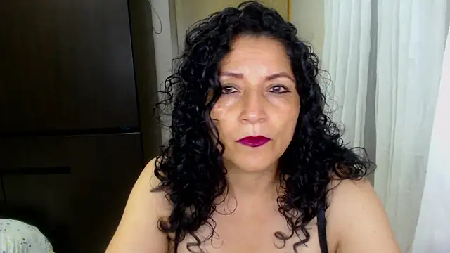 arianna ros3 online show from April 2026 12:57:01 AM
