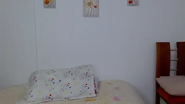Snapshot of arianna_ros3 chatting on July 2026 12:35:02 AM arianna ros3 online show from July 2026 12:35:02 AM
