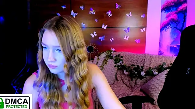 playful sophie online show from December 2024 02:37:02 PM