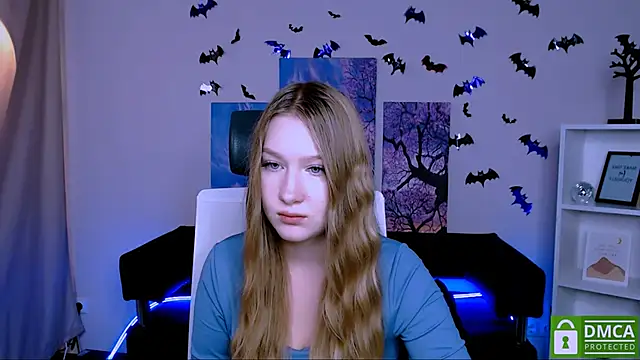 playful sophie online show from December 2024 02:22:02 PM