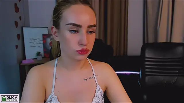 playful sophie online show from March 2025 11:53:01 PM