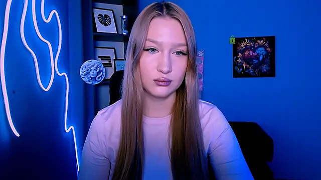 playful sophie online show from November 2025 04:22:02 PM