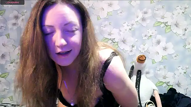 Snapshot of KattyLuuu chatting on February 2025 08:56:01 PM KattyLuuu online show from February 2025 08:56:01 PM