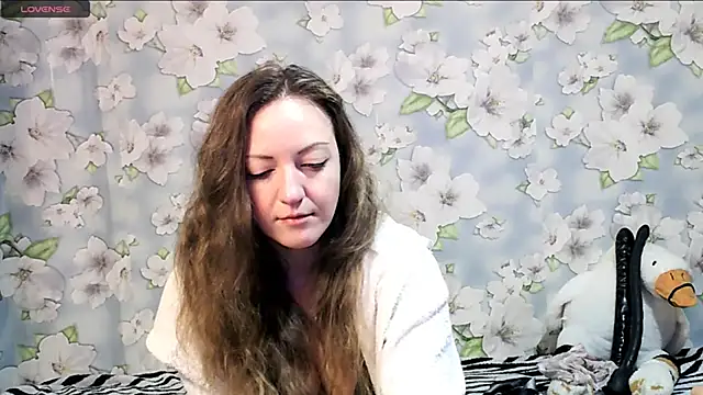 Snapshot of KattyLuuu chatting on March 2025 12:07:02 AM KattyLuuu online show from March 2025 12:07:02 AM