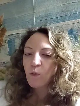 Snapshot of KattyLuuu chatting on November 2025 08:52:01 PM KattyLuuu online show from November 2025 08:52:01 PM