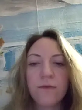 Snapshot of KattyLuuu chatting on December 2025 08:50:02 PM KattyLuuu online show from December 2025 08:50:02 PM