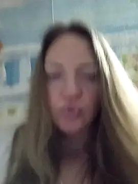 Snapshot of KattyLuuu chatting on January 2026 09:53:02 PM KattyLuuu online show from January 2026 09:53:02 PM