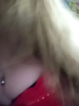 Snapshot of KattyLuuu chatting on January 2026 09:19:01 PM KattyLuuu online show from January 2026 09:19:01 PM