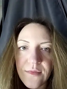 Snapshot of KattyLuuu chatting on February 2026 06:06:01 PM KattyLuuu online show from February 2026 06:06:01 PM