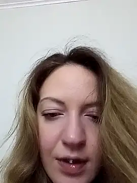 Snapshot of KattyLuuu chatting on March 2026 04:54:01 PM KattyLuuu online show from March 2026 04:54:01 PM