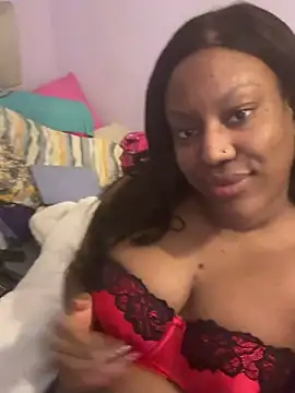 Snapshot of LavenderBuxton chatting on January 2025 07:34:01 PM LavenderBuxton online show from January 2025 07:34:01 PM