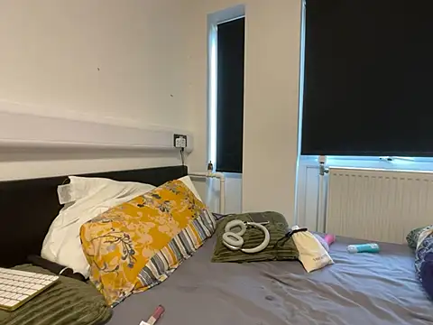 Snapshot of LavenderBuxton chatting on January 2025 12:51:02 PM LavenderBuxton online show from January 2025 12:51:02 PM