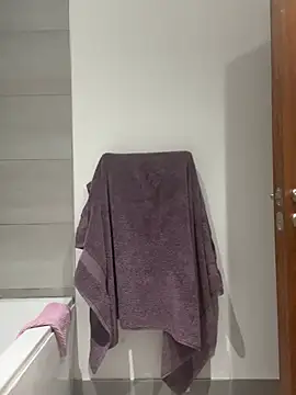 LavenderBuxton online show from March 2026 12:26:02 AM