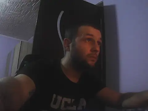 Snapshot of boyseduction chatting on January 2025 05:26:01 PM boyseduction online show from January 2025 05:26:01 PM