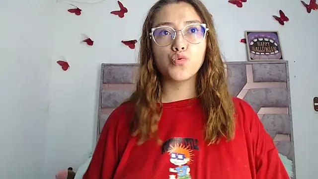 Snapshot of Anny_Fox- chatting on October 2025 03:47:02 AM Anny Fox- online show from October 2025 03:47:02 AM