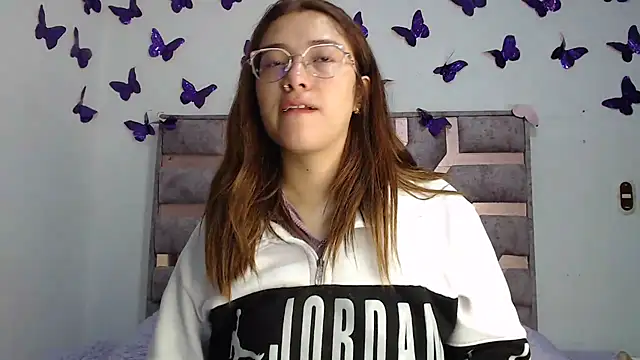 Anny Fox- online show from February 2026 03:17:01 AM