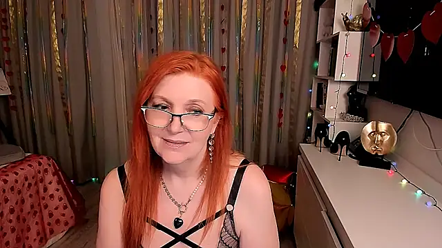 Fire-Fox-One online show from February 2025 12:43:01 AM