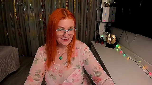 Fire-Fox-One online show from March 2025 10:22:02 PM